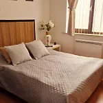 Spacious Apartment In Oostende With Balcony And Parking