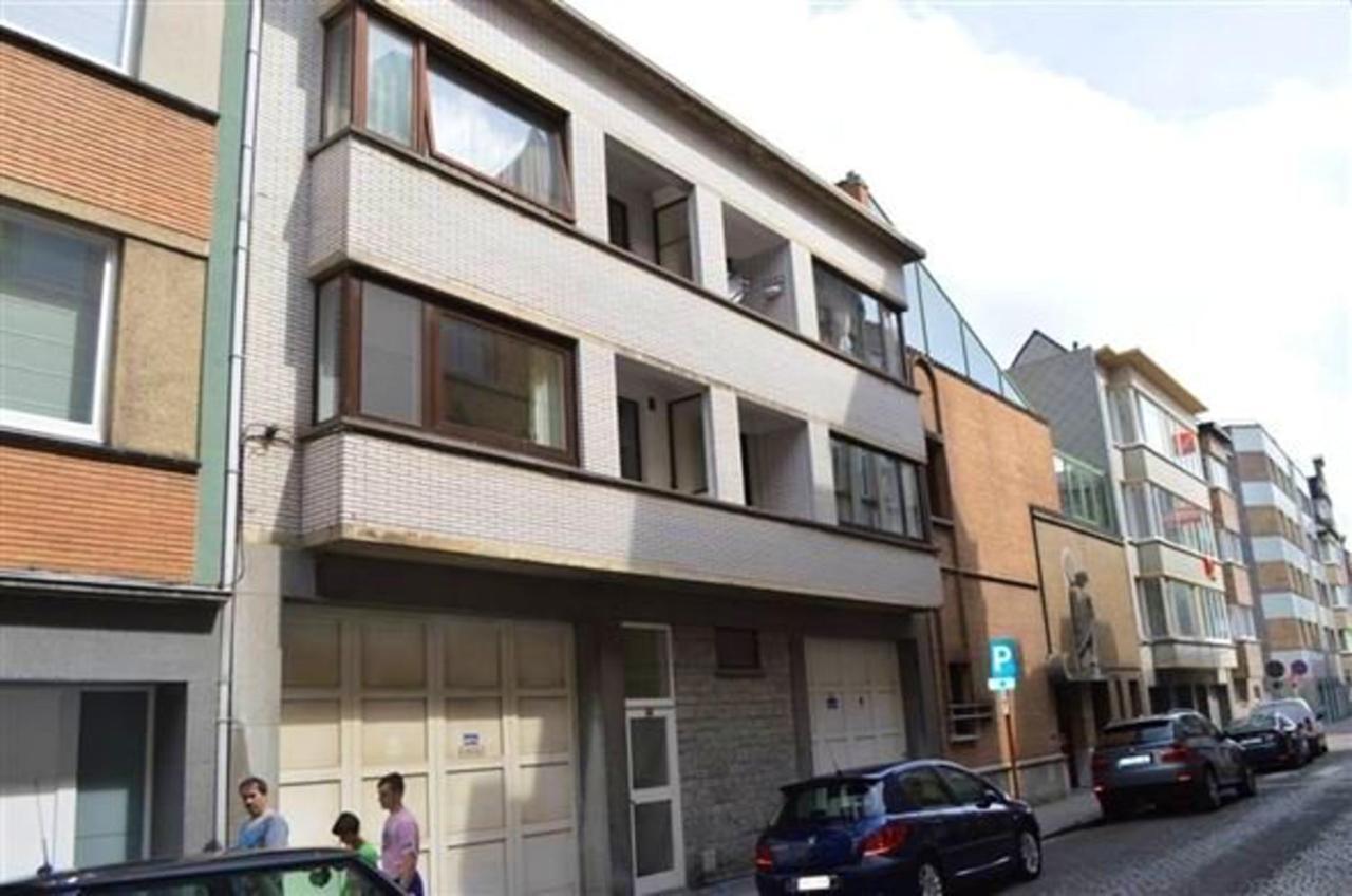 Appartement Spacious In With Balcony And Parking *