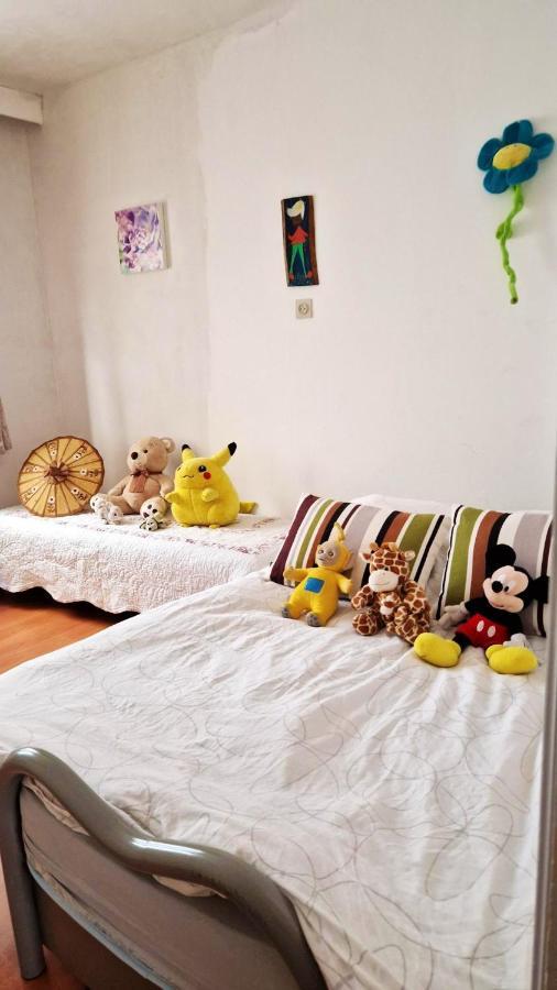 Spacious In With Balcony And Parking Oostende