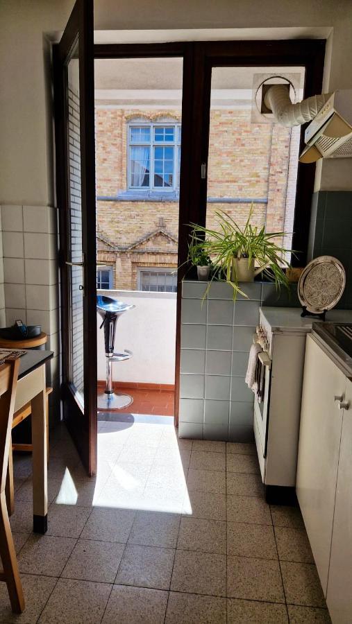 Spacious In With Balcony And Parking